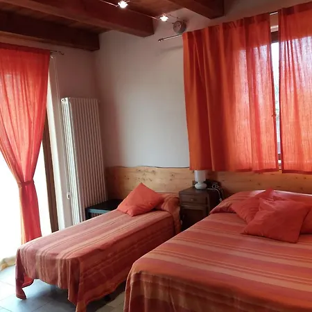 Fior Di Campo Alloggio per agriturismo Dronero