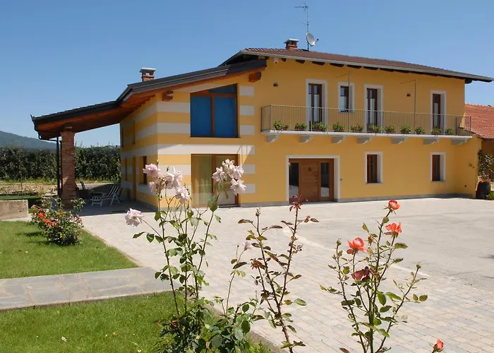 Fior Di Campo Alloggio per agriturismo Dronero