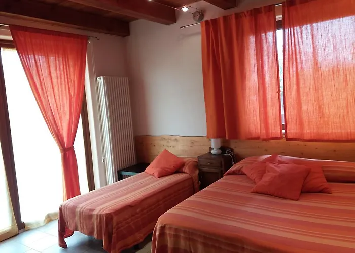 Fior Di Campo Alloggio per agriturismo Dronero